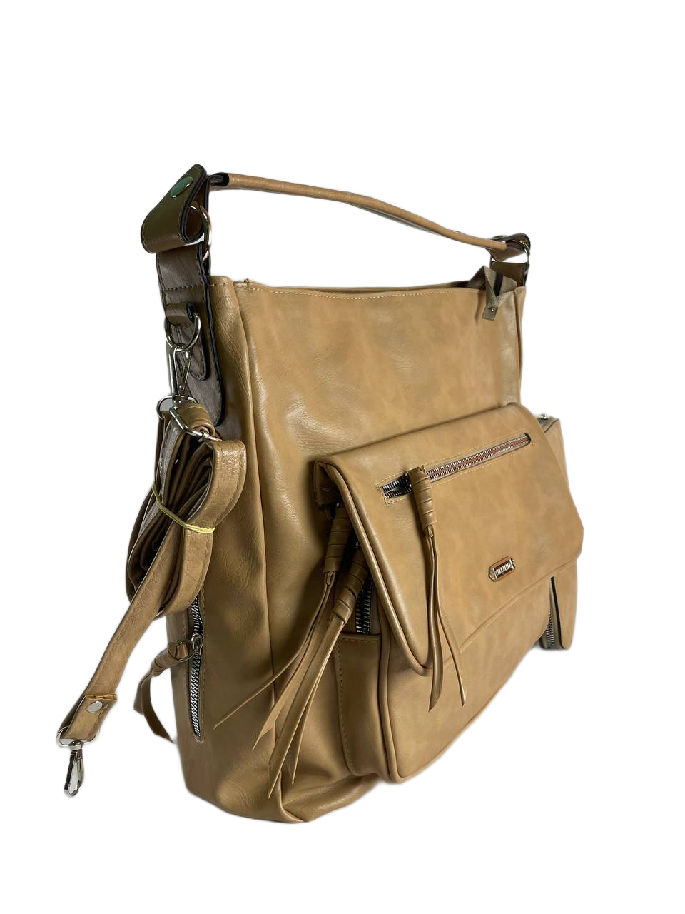 الشنطة البيج الفاتح